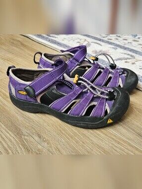 KEEN Newport H2 Waterproof Active Outdoor Sandals Purple Size 6.5/EU 37